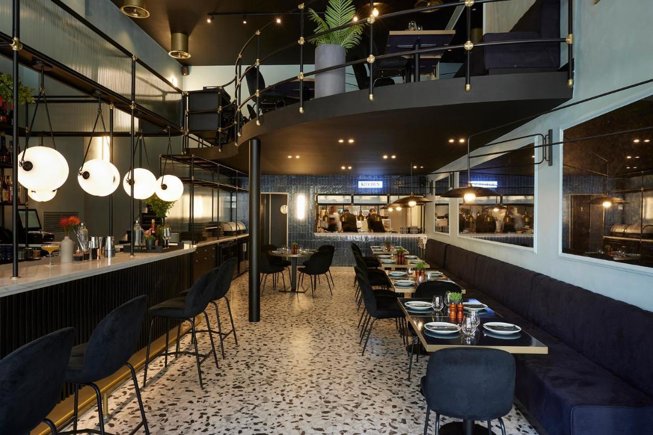 The Port Square Hotel Piraeus Exterior photo