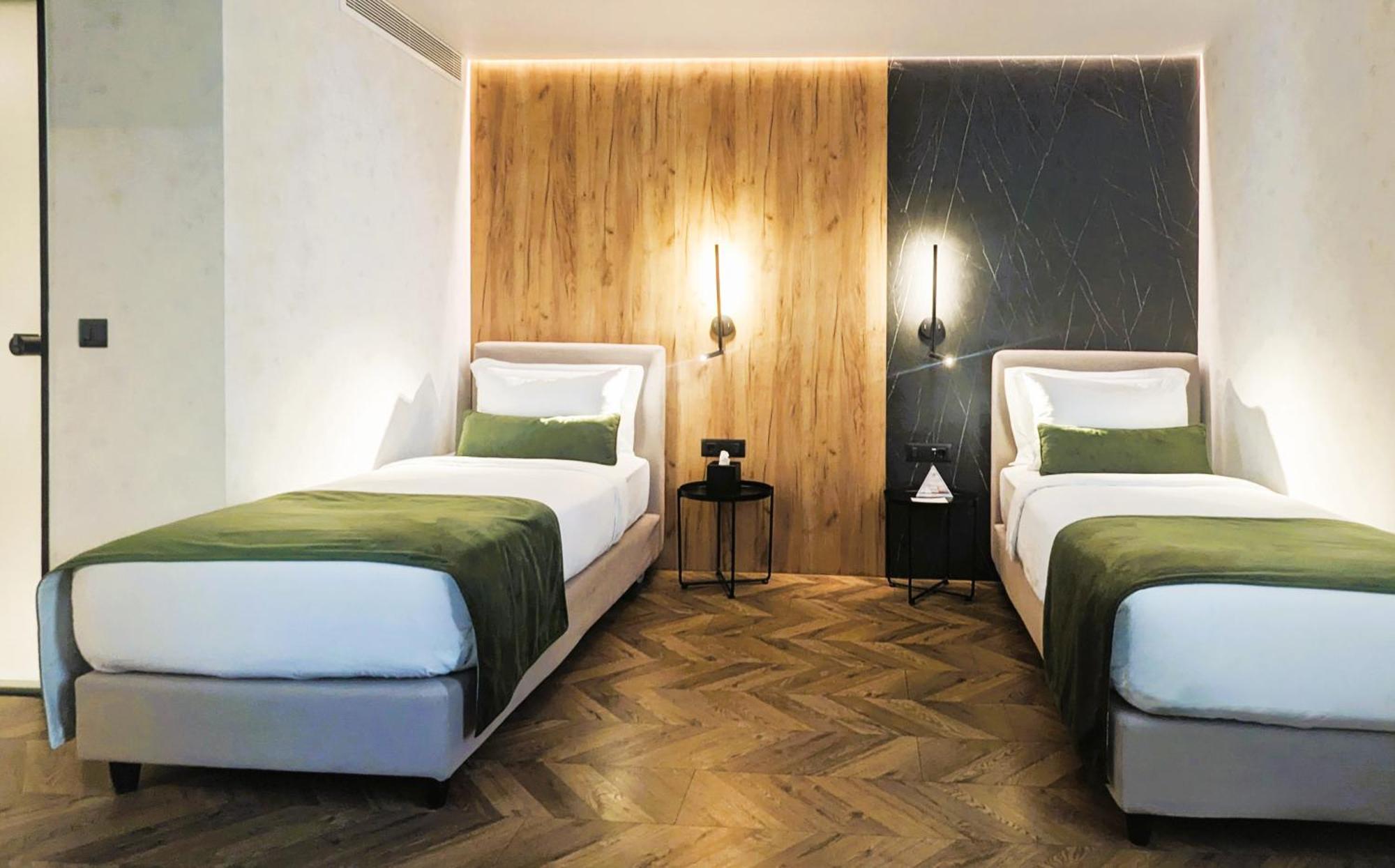 The Port Square Hotel Piraeus Exterior photo